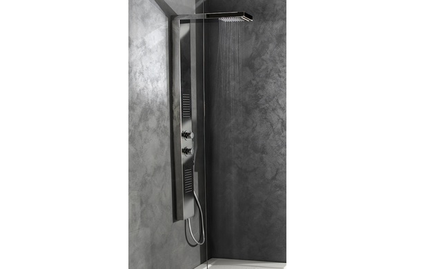 Colonna doccia dal design funzionale