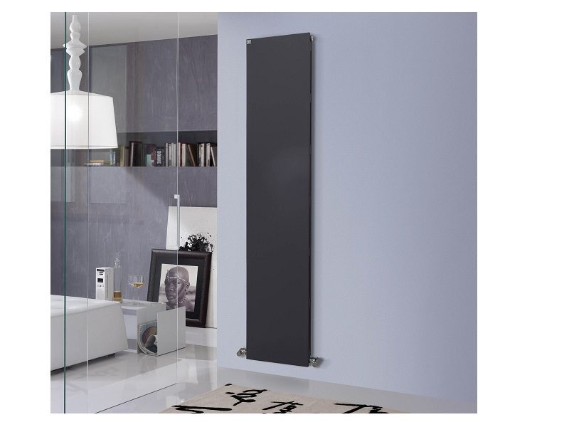 Radiatori. Deltacalor presenta Plate