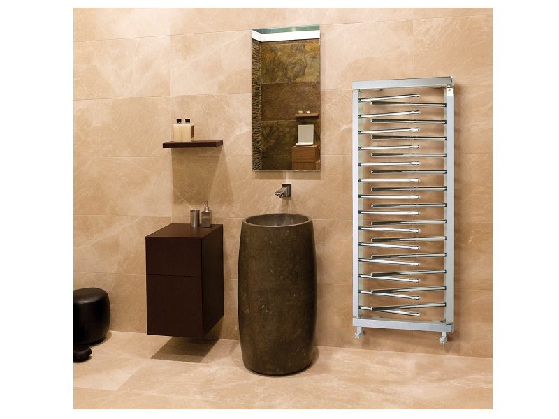 Radiatore. Deltacalor presenta System