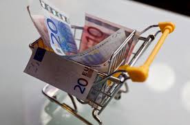 Consumi: lieve tendenza al miglioramento