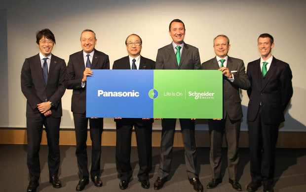 Panasonic e Schneider Electric annunciano una partnership globale