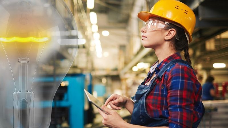 Energia: quanto si paga di più con le Tutele Graduali rispetto al Mercato Libero