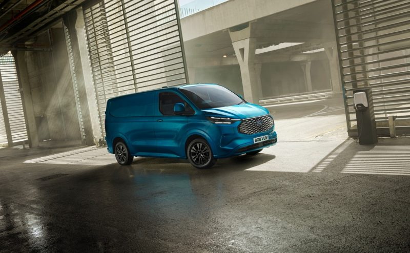 Nuovo Transit Custom: tecnologia e innovazione per le aziende
