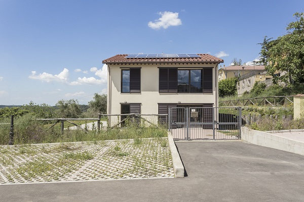 L’architettura naturale al centro di un progetto abitativo in Toscana