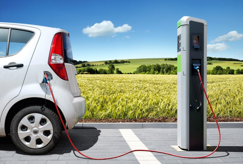 Mobilità elettrica, l’Europa deve velocizzare la realizzazione delle infrastrutture